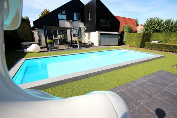 Zwembad installatie